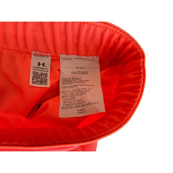 Under Armour Girls Shorts‎  YXL  NWT - Picture 2 of 5